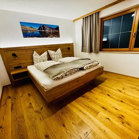 Montana * Ried im Oberinntal