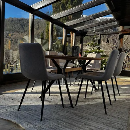 Apartment Montana