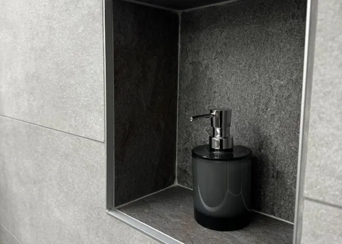 Montana ريد إم أوبيرينتال